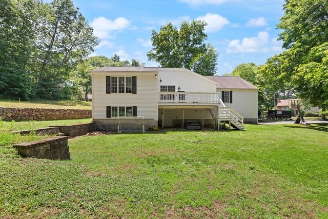 4 Pentucket Ln, Danvers, MA 01923