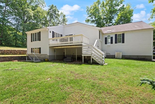 4 Pentucket Ln, Danvers, MA 01923