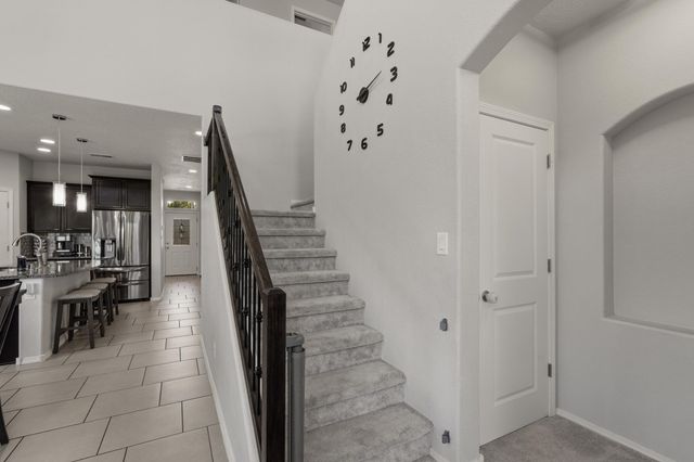 6909 Tombstone Road NW, Albuquerque, NM 87114