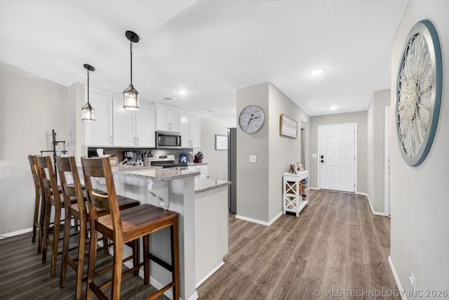 8601 N 76th East Place, Owasso, OK 74055