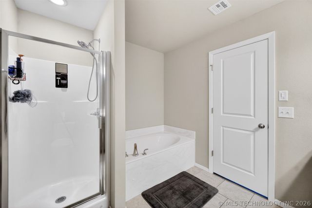 8601 N 76th East Place, Owasso, OK 74055