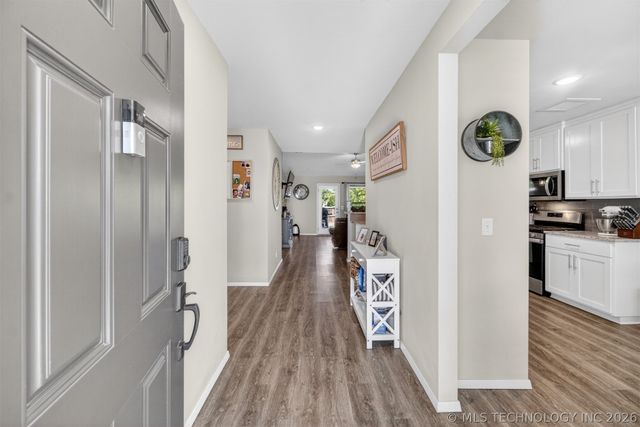 8601 N 76th East Place, Owasso, OK 74055