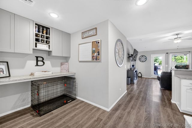 8601 N 76th East Place, Owasso, OK 74055