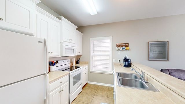 108 Hidden Sunset Drive, Dothan, AL 36301