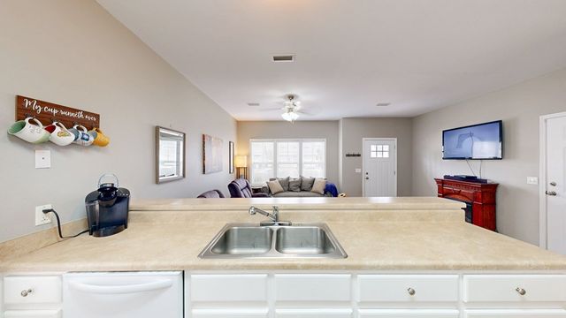 108 Hidden Sunset Drive, Dothan, AL 36301