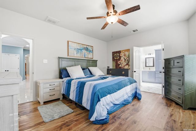 7647 Flecthers, San Antonio, TX 78254