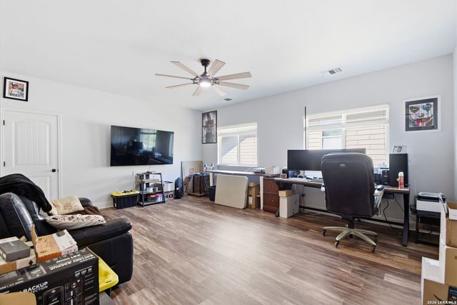 7647 Flecthers, San Antonio, TX 78254