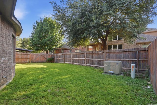 7647 Flecthers, San Antonio, TX 78254