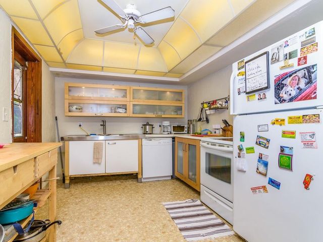 3136 W EUCLID AVENUE, Tampa, FL 33629