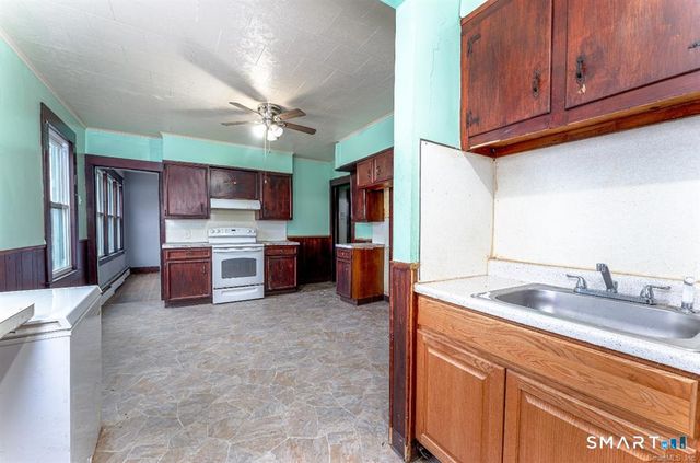 146 Charles Street 2, Waterbury, CT 06708