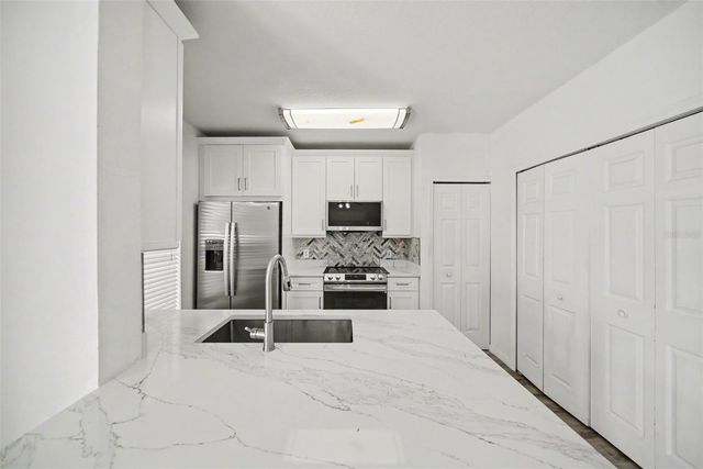 1246 CHARLESWORTH DRIVE, Wesley Chapel, FL 33543