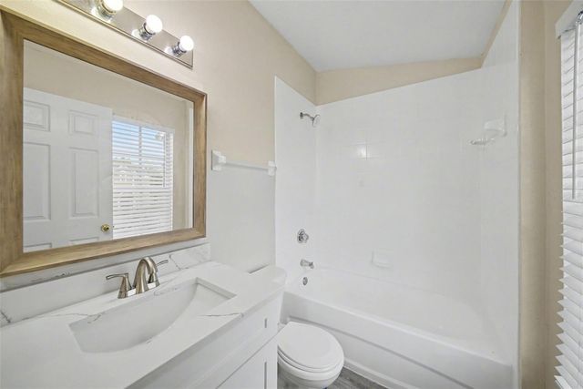 1246 CHARLESWORTH DRIVE, Wesley Chapel, FL 33543