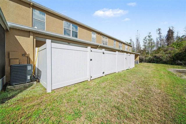 1246 CHARLESWORTH DRIVE, Wesley Chapel, FL 33543