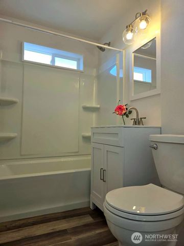 1729 S Columbian Way, Seattle, WA 98108