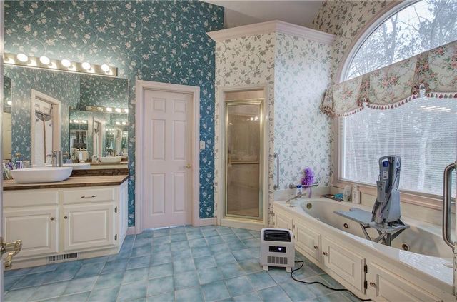 85 Carter SW Road, Cartersville, GA 30120