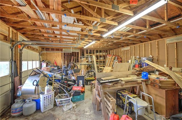 85 Carter SW Road, Cartersville, GA 30120