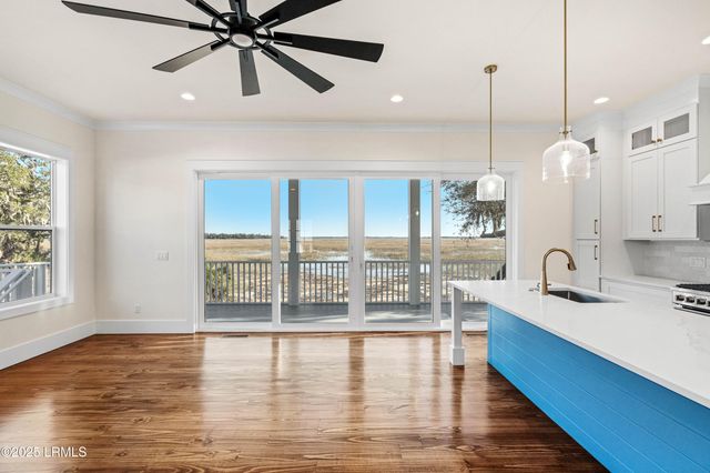 4 Willis Way, Port Royal, SC 29935