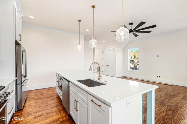 4 Willis Way, Port Royal, SC 29935