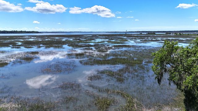 4 Willis Way, Port Royal, SC 29935