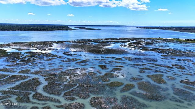 4 Willis Way, Port Royal, SC 29935