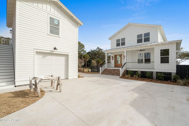 4 Willis Way, Port Royal, SC 29935