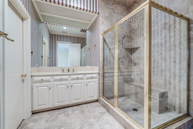 34 Stonecourt Circle, Dallas, TX 75225