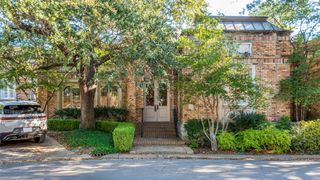 34 Stonecourt Circle, Dallas, TX 75225