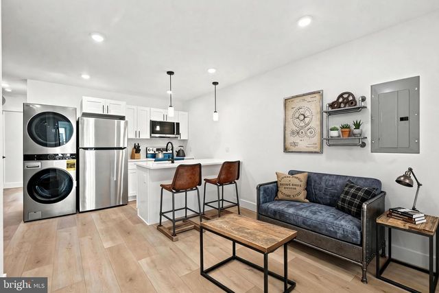 6109 DELANCEY ST, Philadelphia, PA 19143