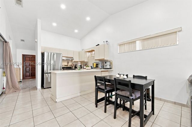 7330 W 30th Ave, Hialeah, FL 33018
