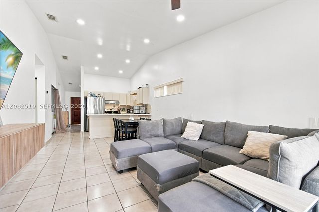7330 W 30th Ave, Hialeah, FL 33018