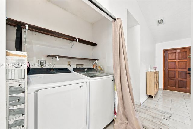 7330 W 30th Ave, Hialeah, FL 33018