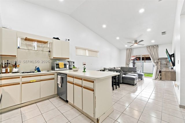 7330 W 30th Ave, Hialeah, FL 33018