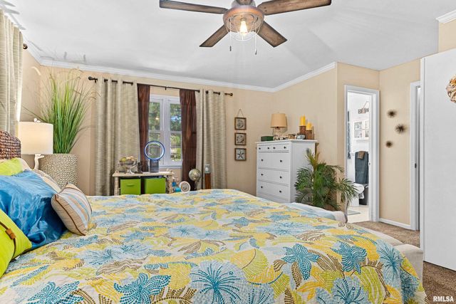 1001 W BURNSIDE Drive, Peoria, IL 61614