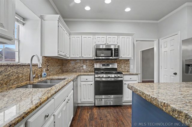 4428 W Urbana Street, Broken Arrow, OK 74012