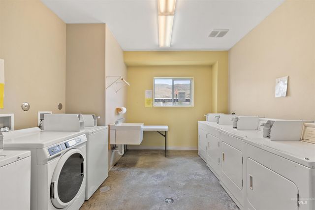 1550 & 1560 Port Drive, Clarkston, WA 99403