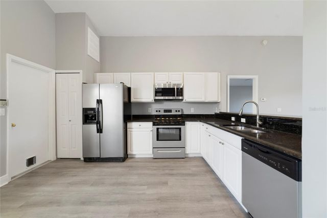 620 SUNRIDGE WOODS BOULEVARD, Davenport, FL 33837