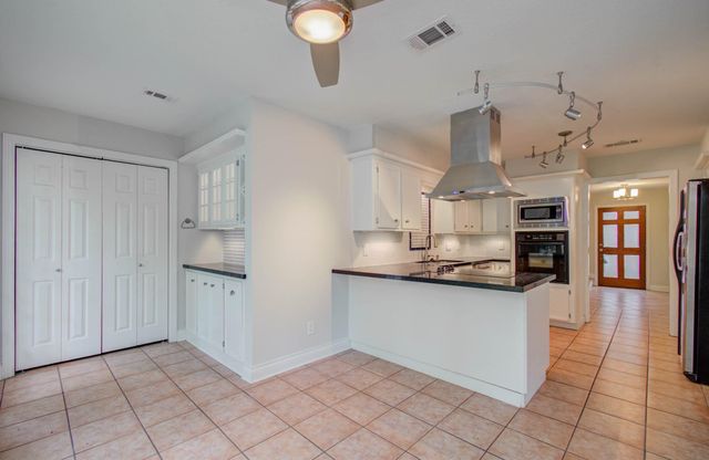 16209 Wall Street, Jersey Village, TX 77040