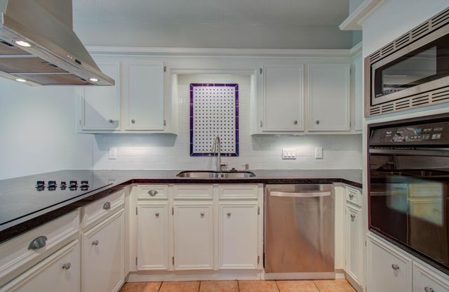 16209 Wall Street, Jersey Village, TX 77040