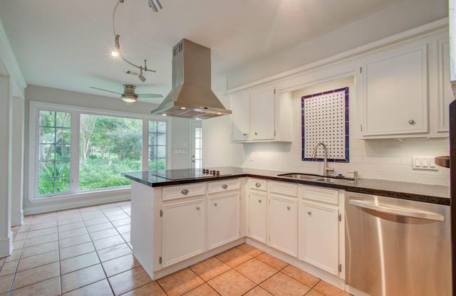 16209 Wall Street, Jersey Village, TX 77040