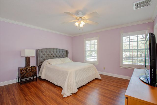 16209 Wall Street, Jersey Village, TX 77040