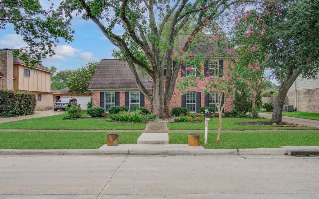 16209 Wall Street, Jersey Village, TX 77040
