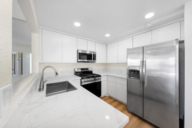 3617 Fallon Circle, San Diego, CA 92130