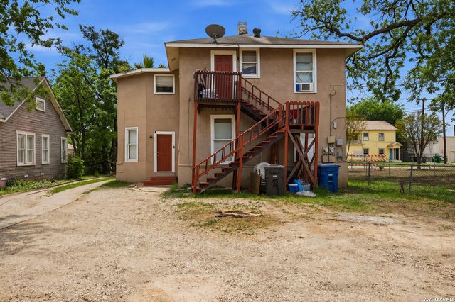 1633 W Woodlawn, San Antonio, TX 78201