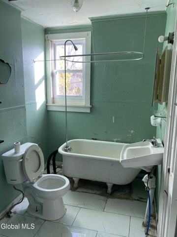 83 Fremont Street, Gloversville, NY 12078