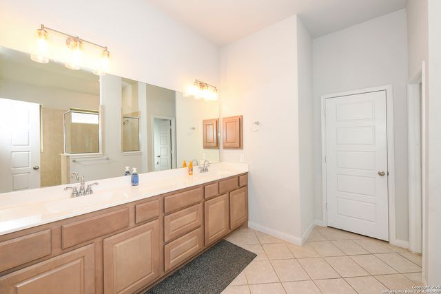 1713 Wind River, San Antonio, TX 78258