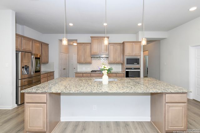 1713 Wind River, San Antonio, TX 78258