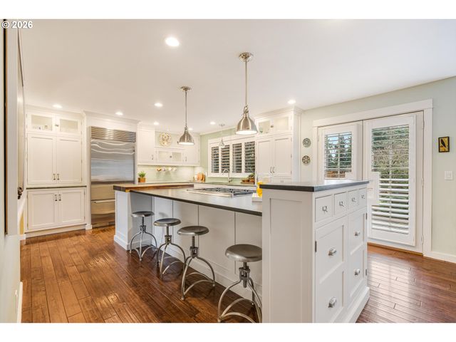 1905 ARENA Ct, West Linn, OR 97068