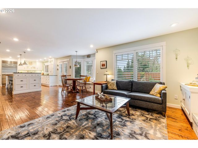 1905 ARENA Ct, West Linn, OR 97068