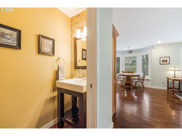 1905 ARENA Ct, West Linn, OR 97068