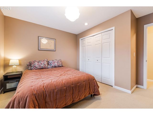 1905 ARENA Ct, West Linn, OR 97068